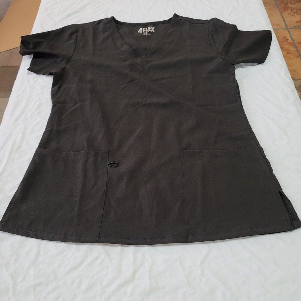 4 Flex VNeck Shirt Top Short Sleeves Utility Scrubs Two Pockets Black Medium